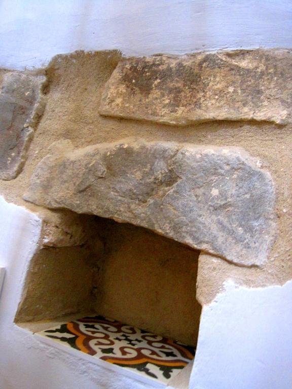 La Casina De Piedra Encanto - Parte Antigua De Caces