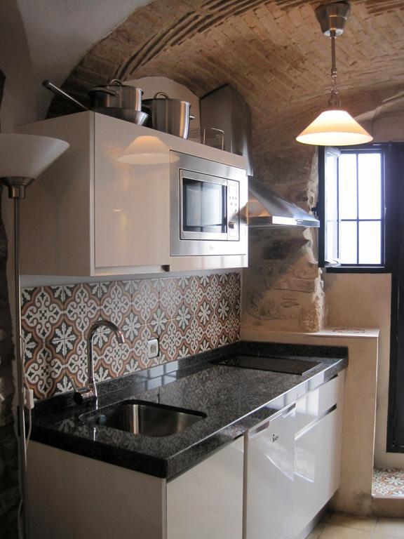 La Casina De Piedra Encanto - Parte Antigua De Caces